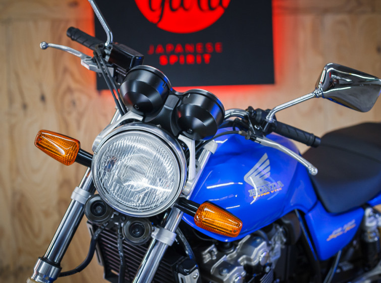 Мотоцикл Honda CB400SF с пробегом 16523 км