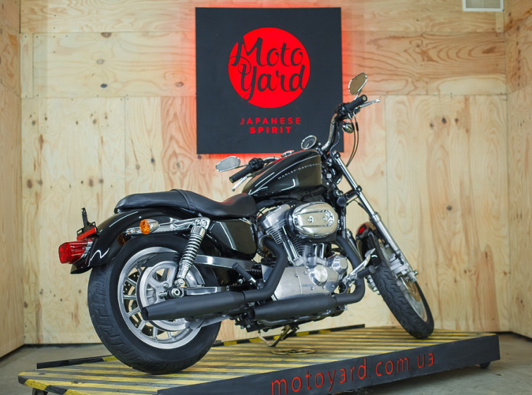 Мотоцикл Harley-Davidson Sportster 883 с пробегом 9565 км