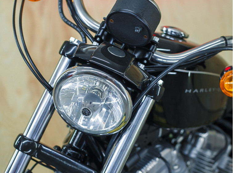 Мотоцикл Harley-Davidson Sportster 883 с пробегом 9565 км