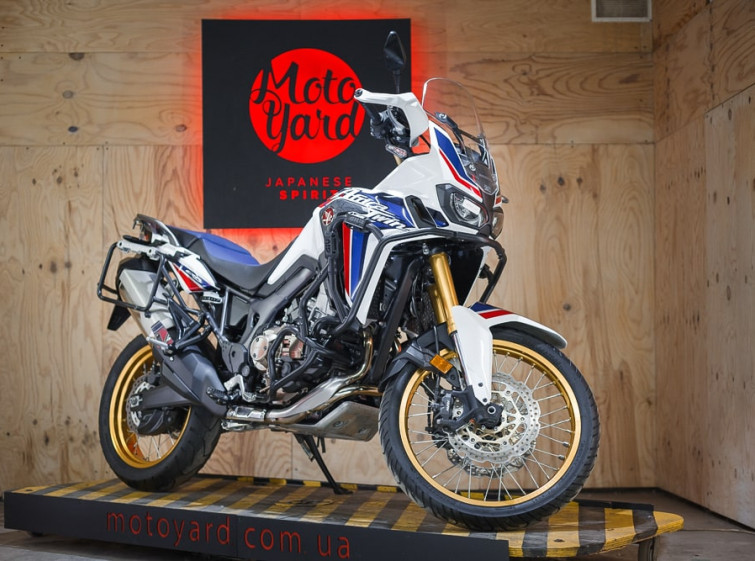 Мотоцикл Honda africa twin CRF 1000 DCT ABS с пробегом 9948 км