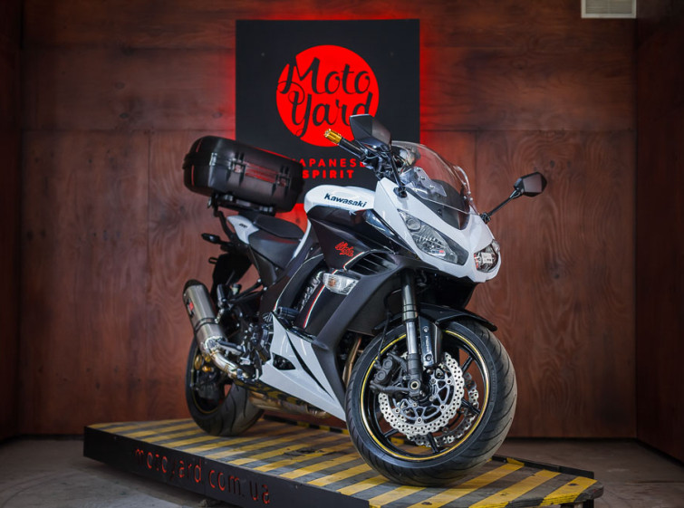 Мотоцикл Kawasaki Ninja Z1000SX ABS с пробегом 13657 км