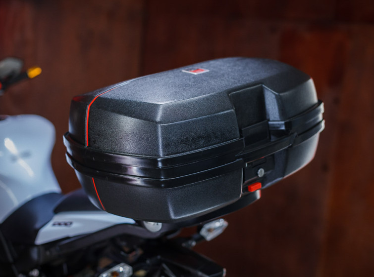 Мотоцикл Kawasaki Ninja Z1000SX ABS с пробегом 13657 км