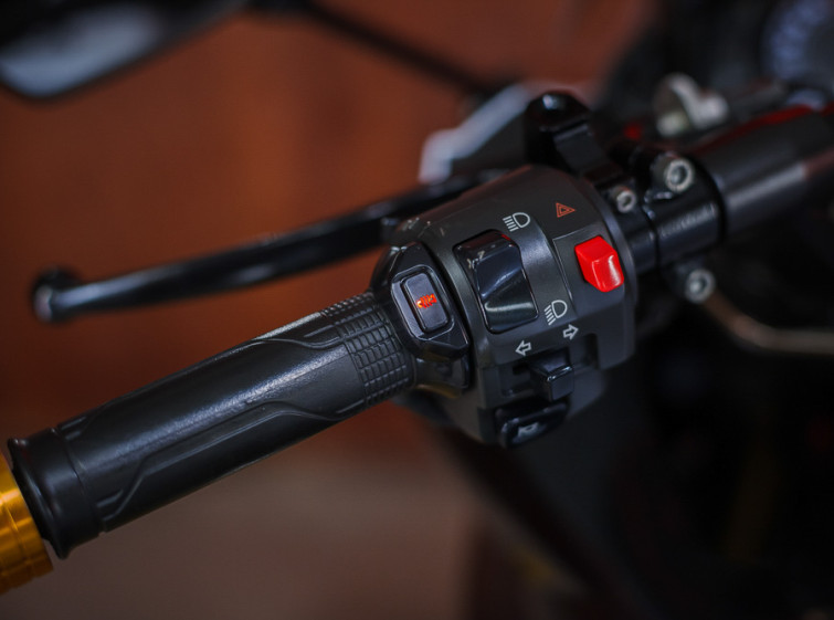 Мотоцикл Kawasaki Ninja Z1000SX ABS с пробегом 13657 км