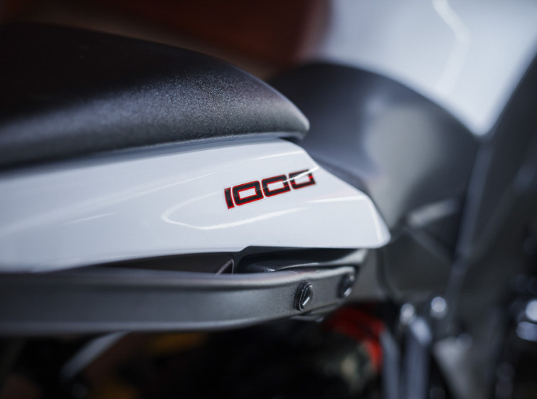 Мотоцикл Kawasaki Ninja Z1000SX ABS с пробегом 13657 км