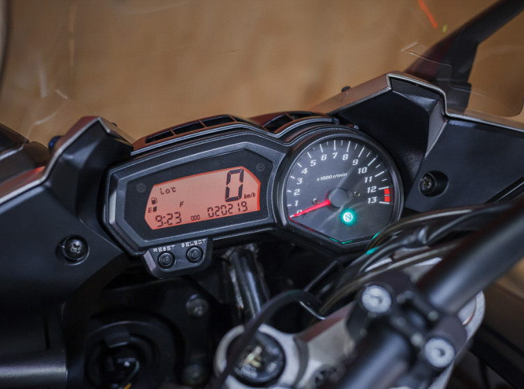Мотоцикл Yamaha FZ1 с пробегом 20219 км