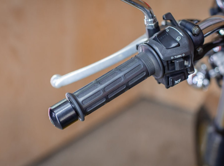 Мотоцикл Honda CB400SS-E з пробігом 4104 км