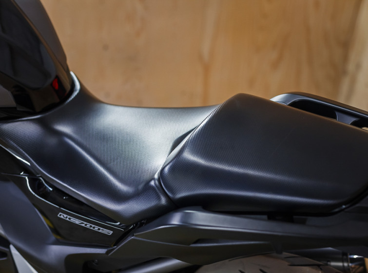 Мотоцикл Honda NC700S ABS с пробегом 15207 км