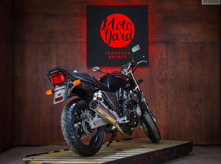 Мотоцикл Honda CB 400 SF с пробегом 20397 км