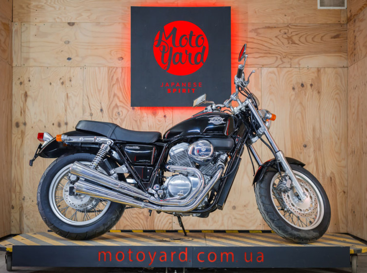 Мотоцикл Honda VRX 400 с пробегом 11895 км