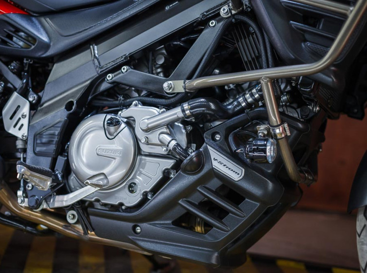 Мотоцикл Suzuki V-Strom DL650 ABS с пробегом 9704 км