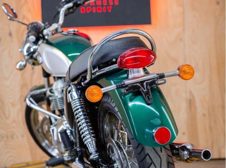 Мотоцикл Triumph Bonneville 790 с пробегом 24137 км