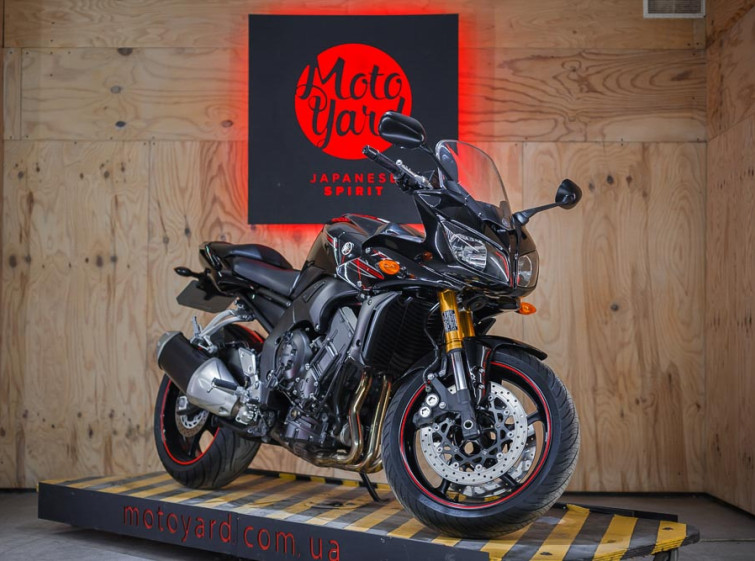 Мотоцикл Yamaha FZ1S с пробегом 13332 км