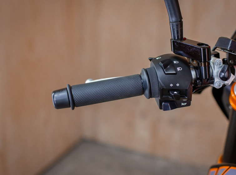 Мотоцикл KTM Duke 690 ABS с пробегом 23392 км