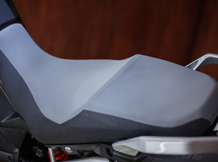 Мотоцикл Suzuki V-Strom DL1000 Traction ABS с пробегом 13250 км