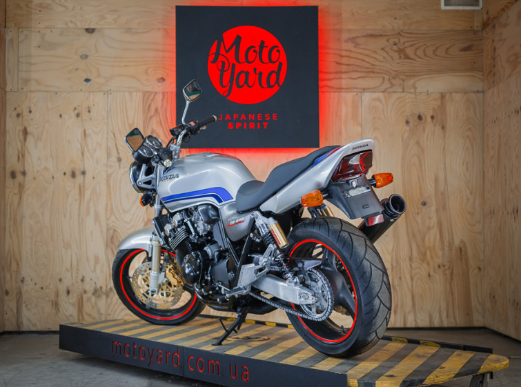 Мотоцикл Honda CB400 VTEC 1 с пробегом 16634 км