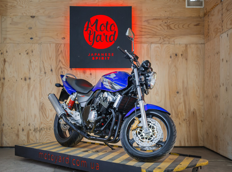 Мотоцикл Honda CB400SF VTEC 3 с пробегом 18571 км
