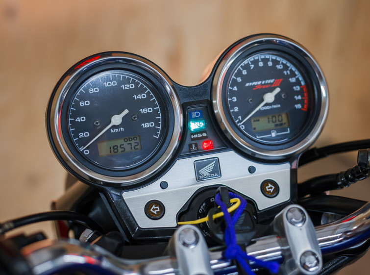 Мотоцикл Honda CB400SF VTEC 3 с пробегом 18571 км