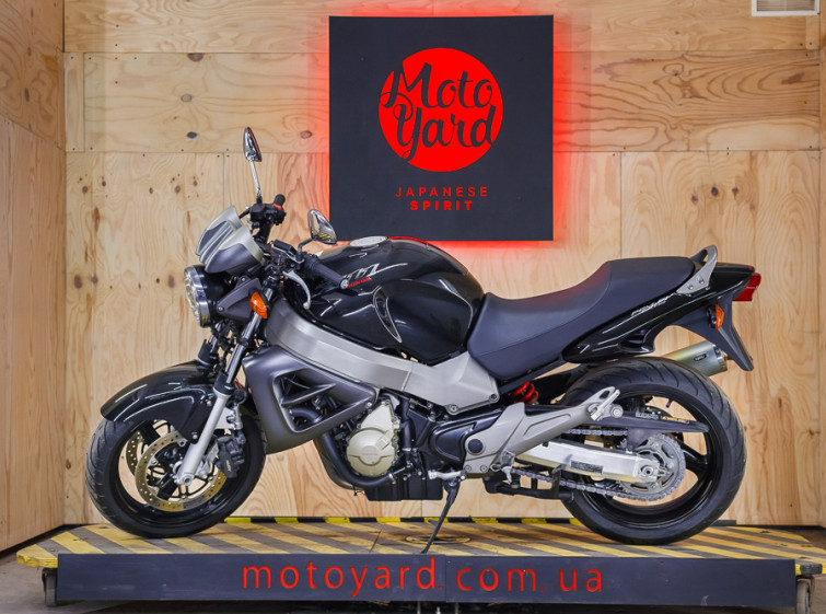 Мотоцикл Honda X11 з пробігом 19210 км