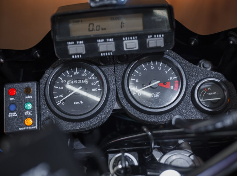 Мотоцикл Honda africa twin 750 с пробегом 14528 км