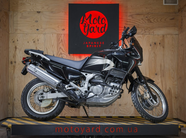 Мотоцикл Honda africa twin 750 с пробегом 14528 км