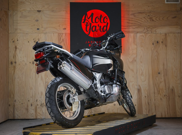 Мотоцикл Honda africa twin 750 с пробегом 14528 км