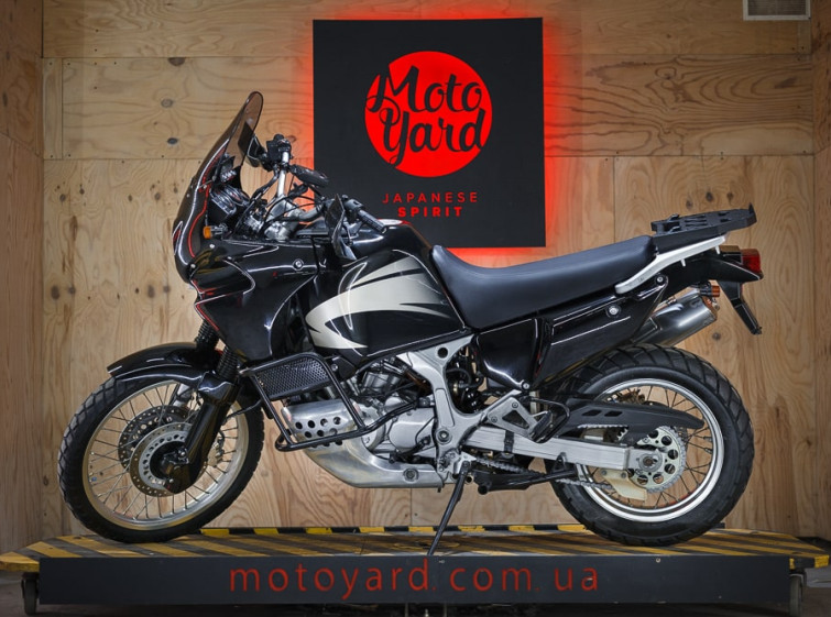 Мотоцикл Honda africa twin 750 с пробегом 14528 км