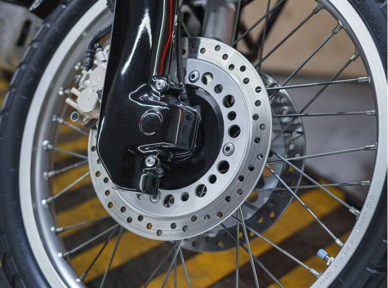 Мотоцикл Honda africa twin 750 с пробегом 14528 км