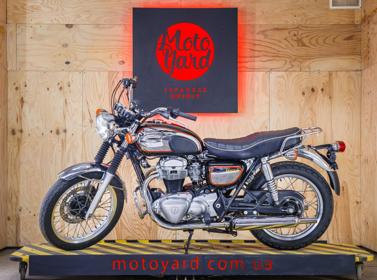 Мотоцикл Kawasaki W650 с пробегом 9273 км