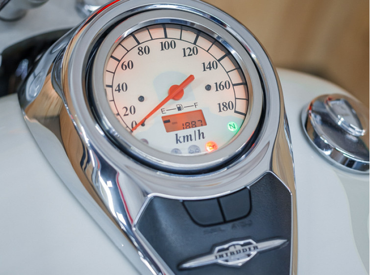 Мотоцикл Suzuki Intruder 400 с пробегом 1887 км