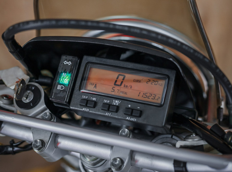 Мотоцикл Suzuki DJEBEL 250 XC з пробігом 11523 км