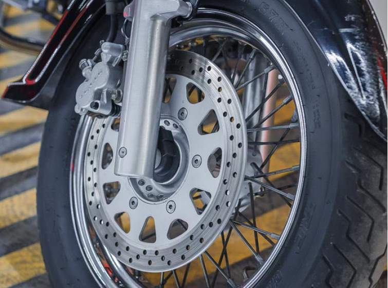 Мотоцикл Suzuki Intruder 400 с пробегом 27315 км