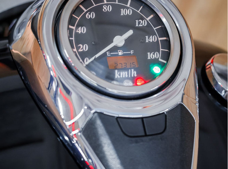 Мотоцикл Suzuki Intruder 400 с пробегом 27315 км