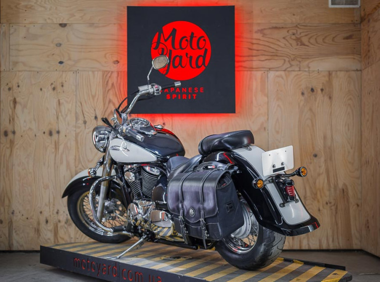 Мотоцикл Suzuki Intruder 400 с пробегом 27315 км