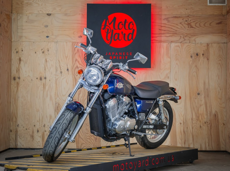 Мотоцикл Honda VRX 400 с пробегом 15626 км