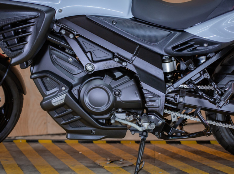 Мотоцикл Suzuki DL 650A V-Strom с пробегом 22918 км