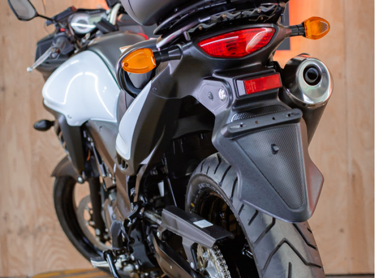 Мотоцикл Suzuki DL 650A V-Strom с пробегом 22918 км