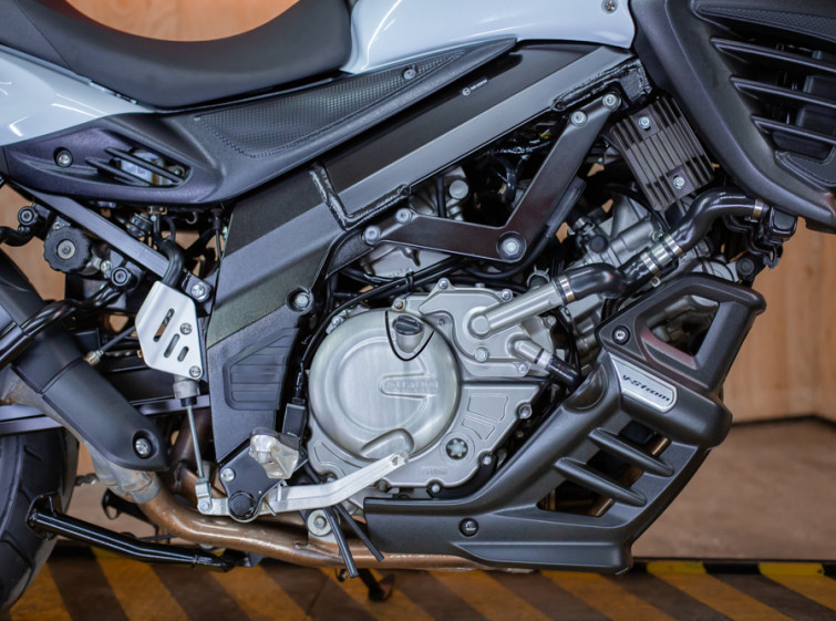 Мотоцикл Suzuki DL 650A V-Strom с пробегом 22918 км