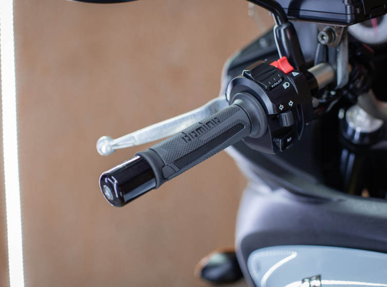 Мотоцикл Suzuki DL 650A V-Strom с пробегом 22918 км