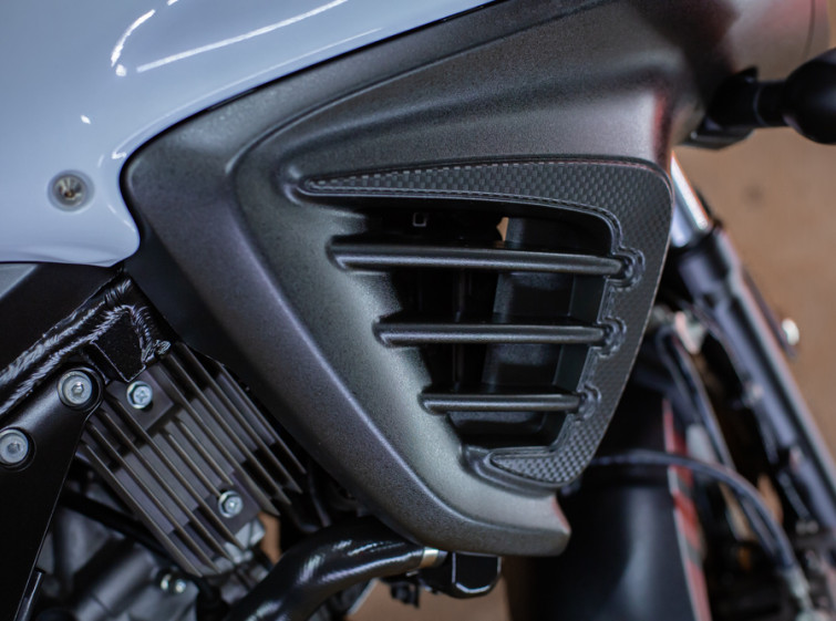 Мотоцикл Suzuki DL 650A V-Strom с пробегом 22918 км