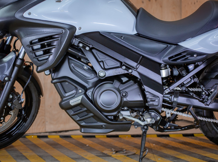 Мотоцикл Suzuki DL 650A V-Strom с пробегом 22918 км