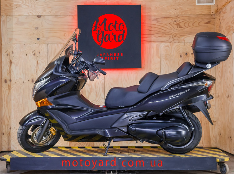 Мотоцикл Honda Silver 400 GT с пробегом 27308 км