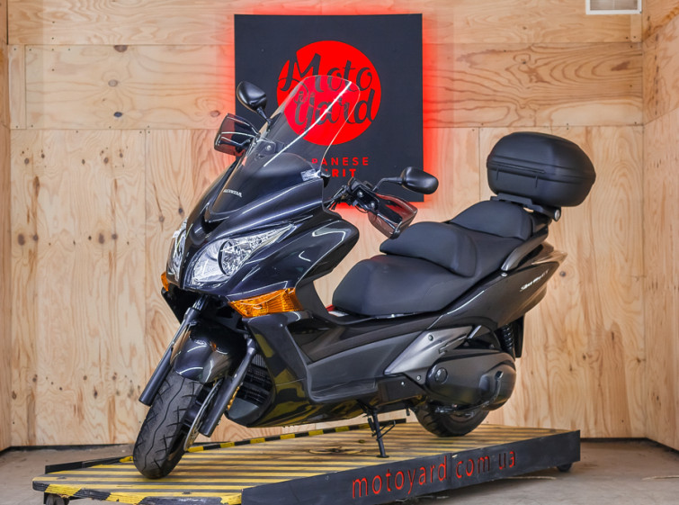 Мотоцикл Honda Silver 400 GT с пробегом 27308 км