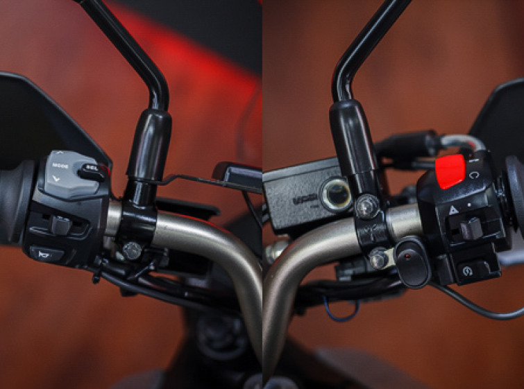 Мотоцикл Suzuki V-Strom DL650 XT ABS Traction с пробегом 20909 км