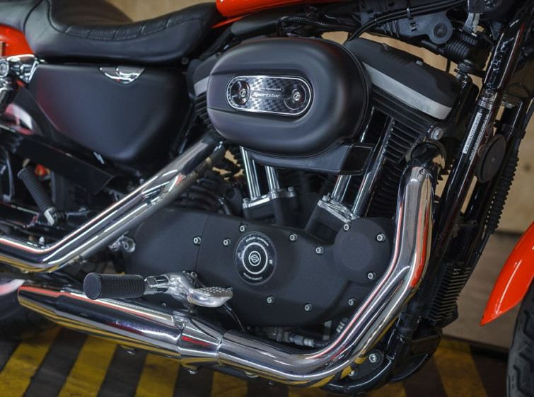 Мотоцикл Harley-Davidson XL883R-1 с пробегом 32990 км