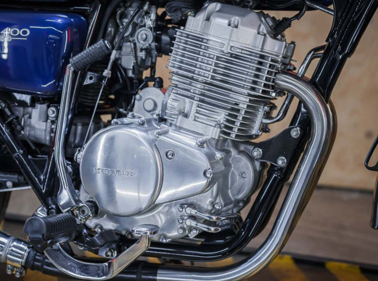 Мотоцикл Honda CB400SS-E с пробегом 20221 км