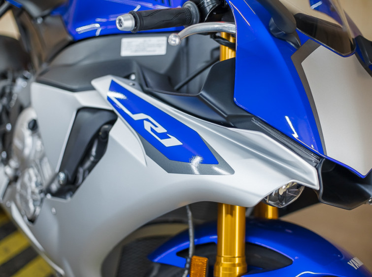 Мотоцикл Yamaha YZF-R1 з пробігом 1800 км