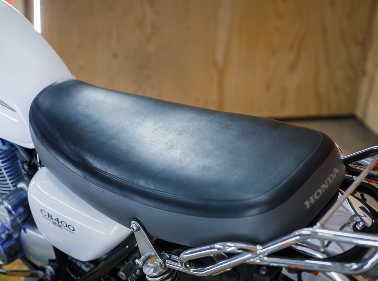 Мотоцикл Honda CB400SS с пробегом 16841 км