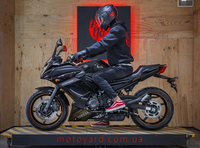 Мотоцикл Yamaha XJ6 diversion F ABS с пробегом 6047 км