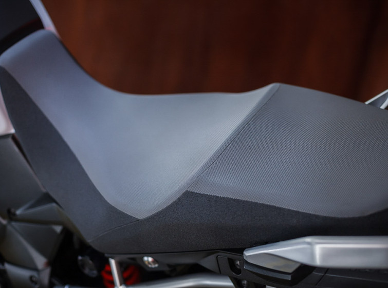 Мотоцикл Suzuki V-Strom DL1000 Traction ABS с пробегом 12380 км