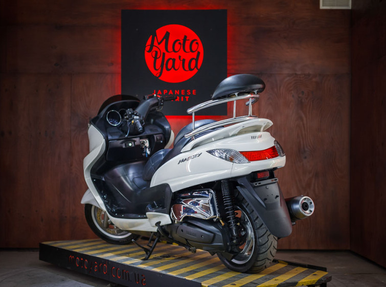 Макси скутер Yamaha Majesty 250 с пробегом 4545 км